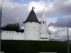 Казанский кремль, Юго-западная и Спасская башни