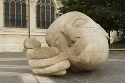 Скульптура «Слух»