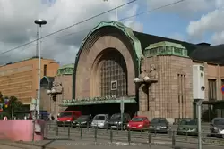 Достопримечательности Хельсинки: железнодорожный вокзал