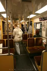 Фото поезда метро в Стокгольме