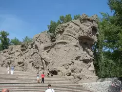 Достопримечательности Волгограда: «Поющие» стены-руины на Мамаевом кургане