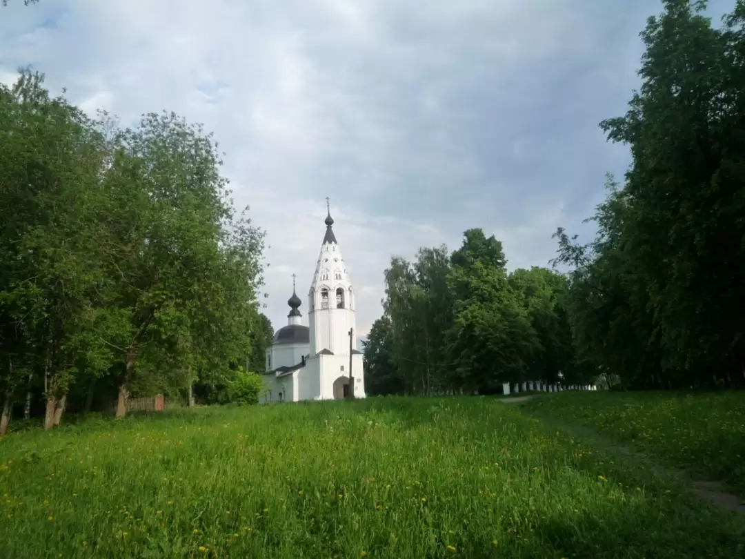 Собор Успения Пресвятой Богородицы в Плёсе Собор Успения Пресвятой Богородицы в Плёсе