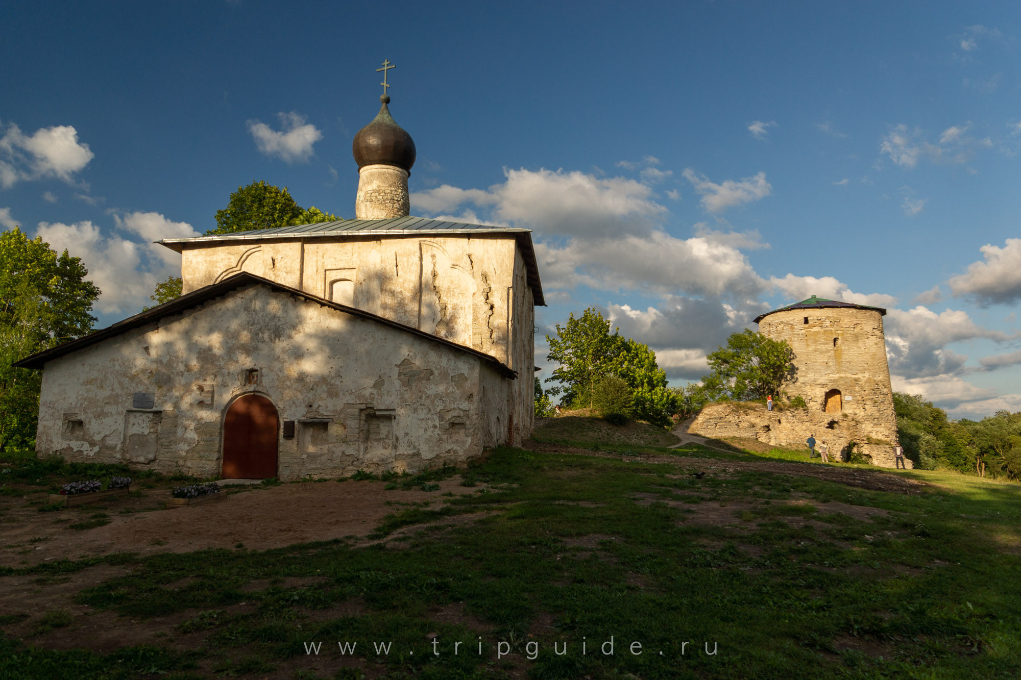 Псков, церковь Косьмы и Дамиана