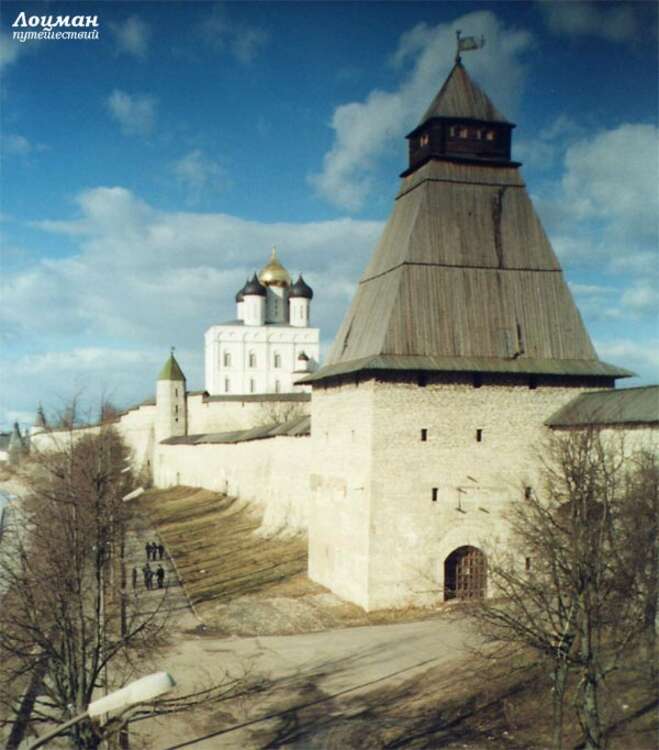 Власьевская башня псков фото