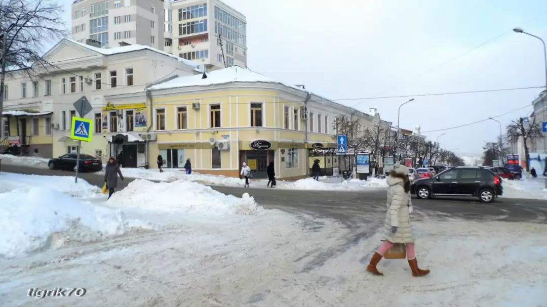 Пенза, перекрёсток улиц Карла Маркса и Московская