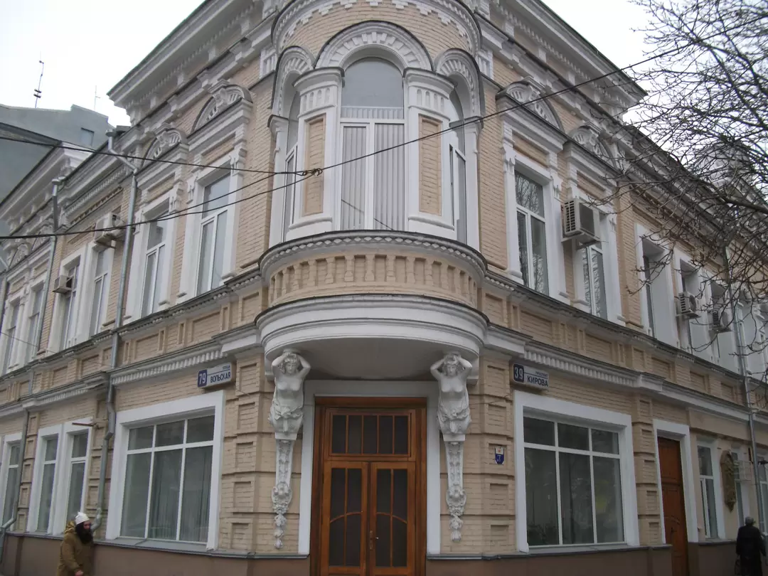 Бывший дом братьев Никитиных в Саратове