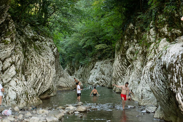 Адлер чертовы ворота фото