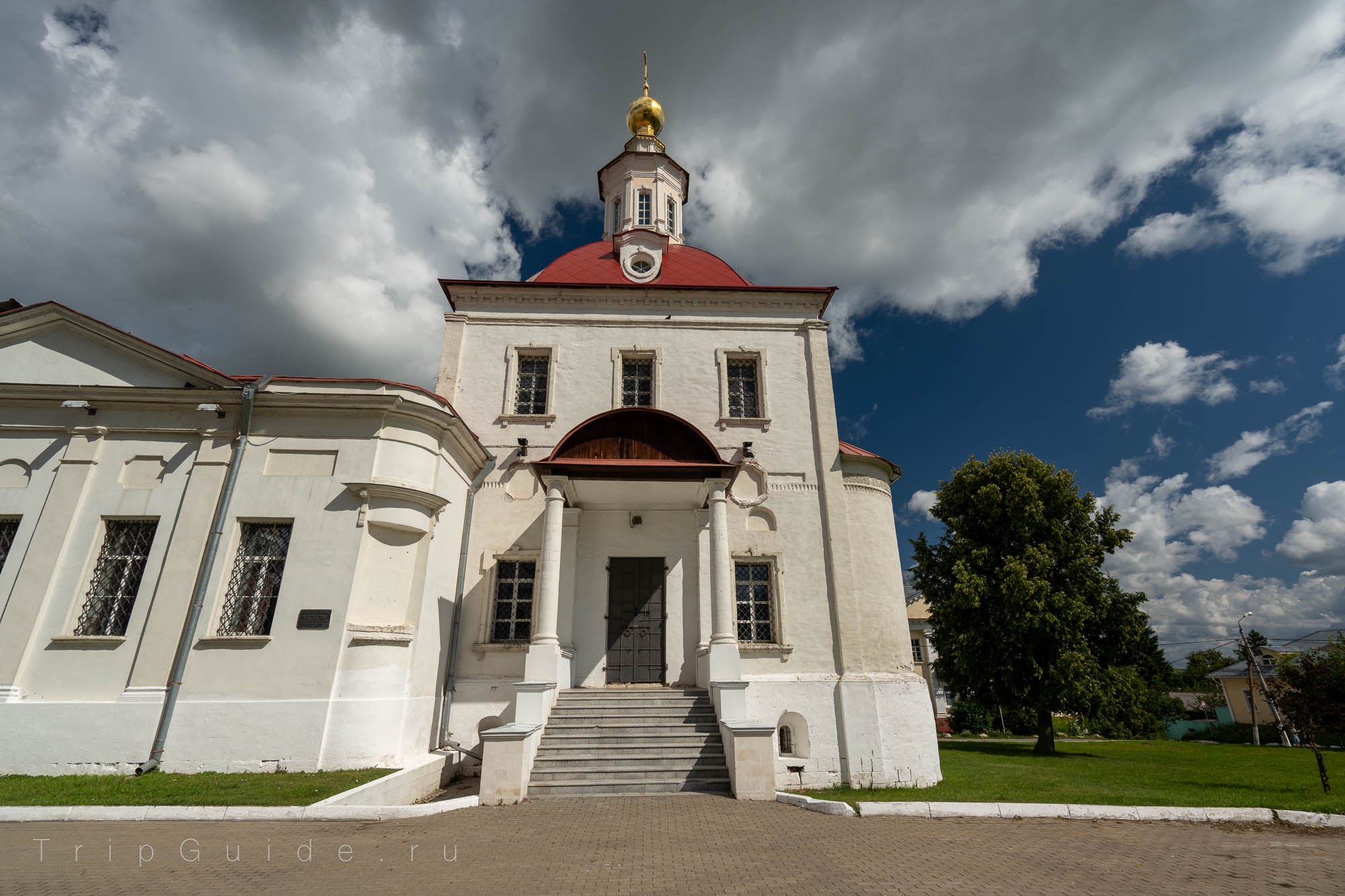 Храм Воскресения Словущего, что в крепости