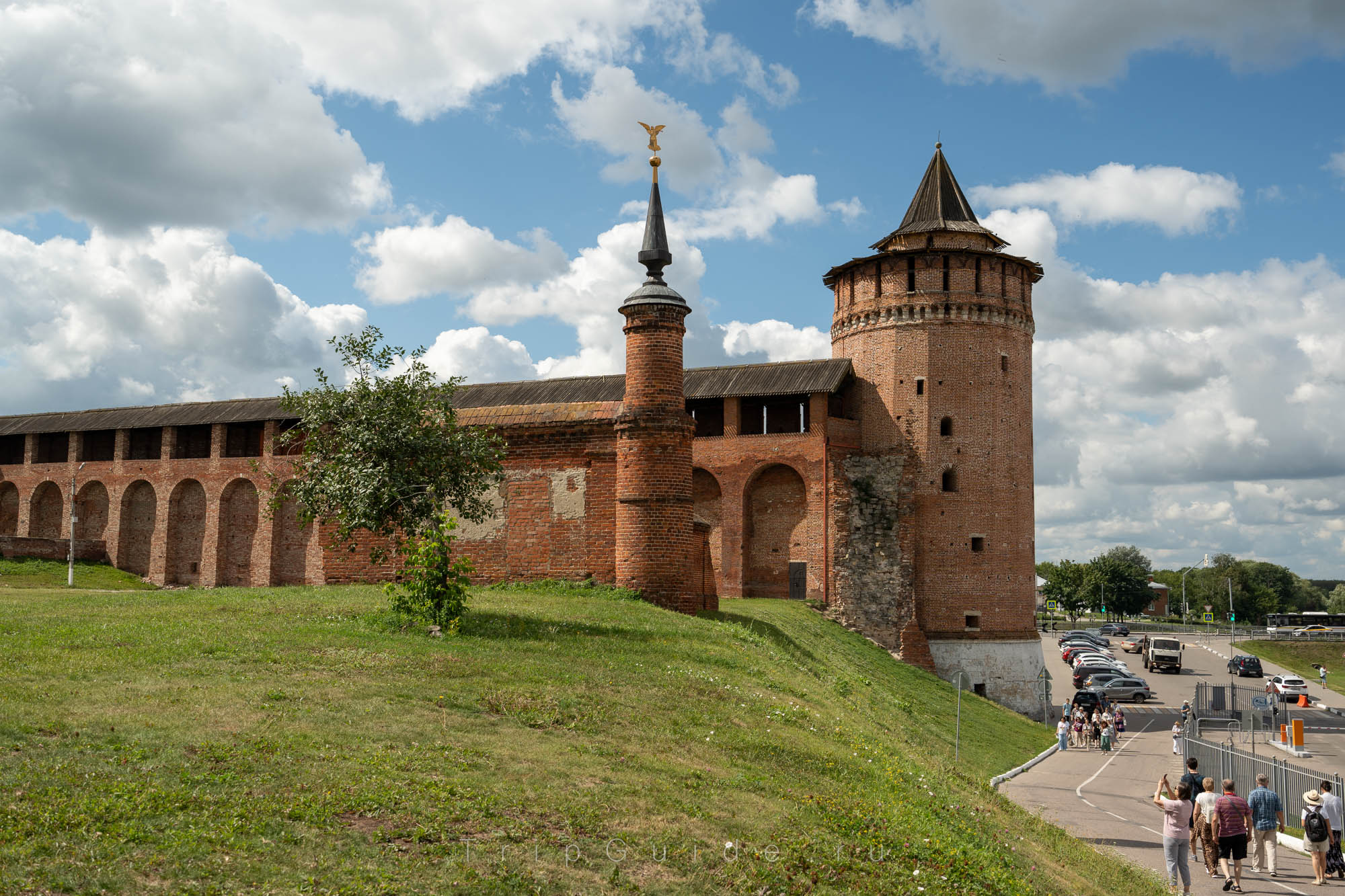 Крепостная стена Коломенского кремля