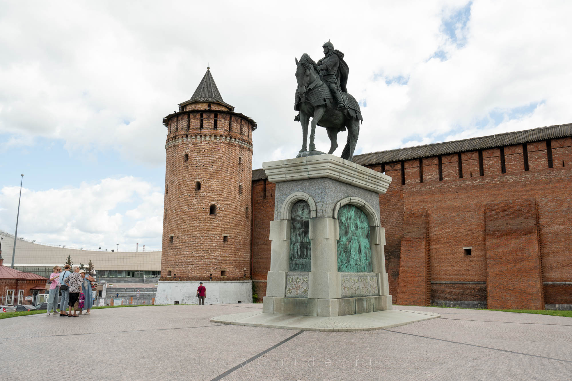 Памятник Дмитрию Донскому в Коломне