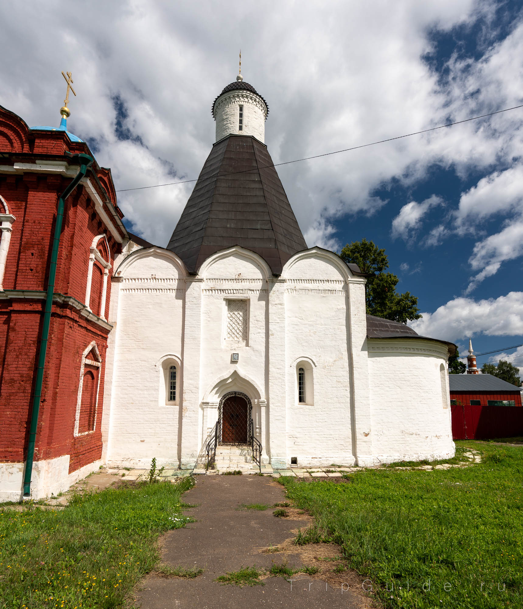 Успенская церковь Брусенского монастыря