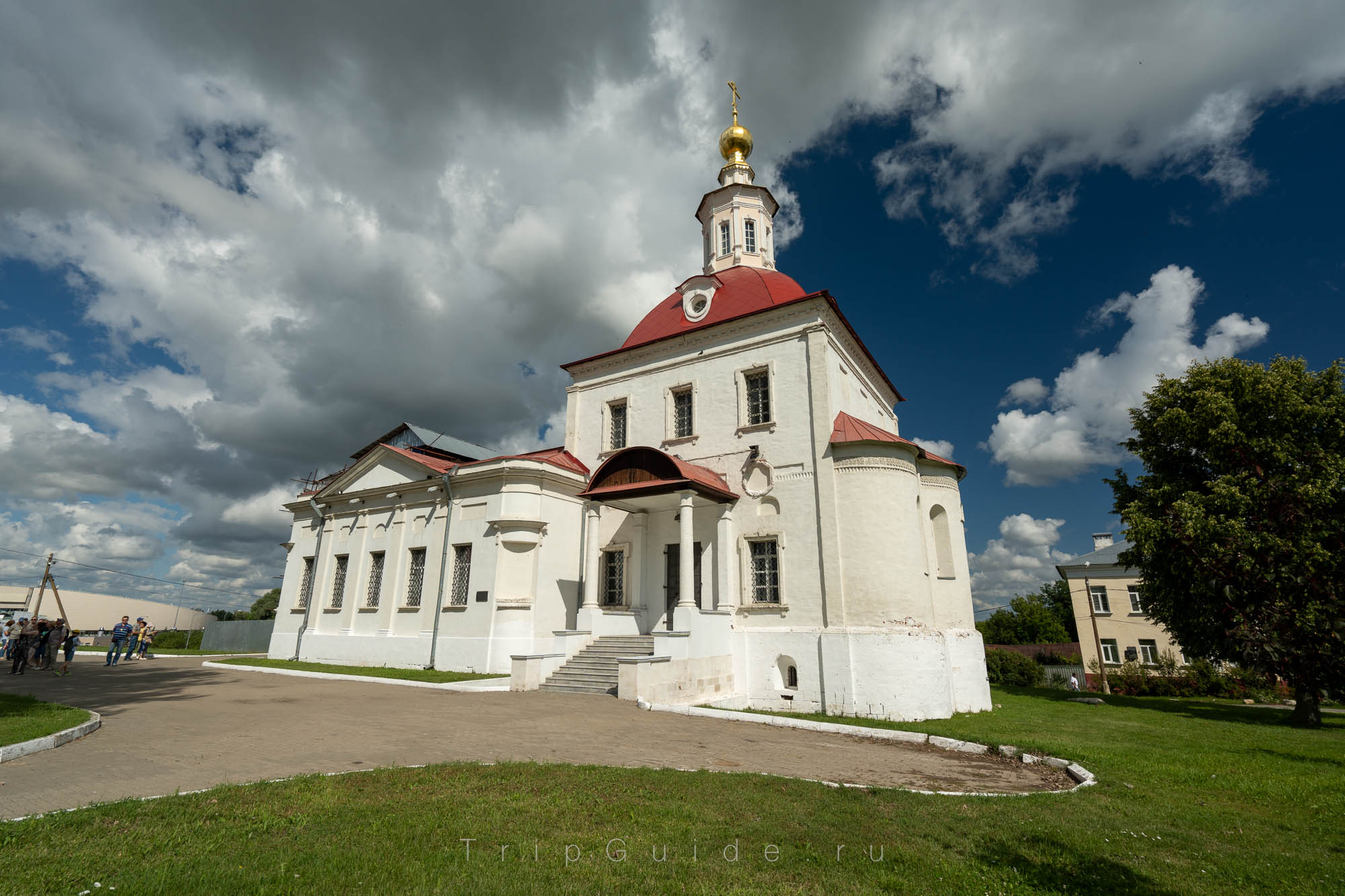 Воскресенская церковь в Коломенском кремле