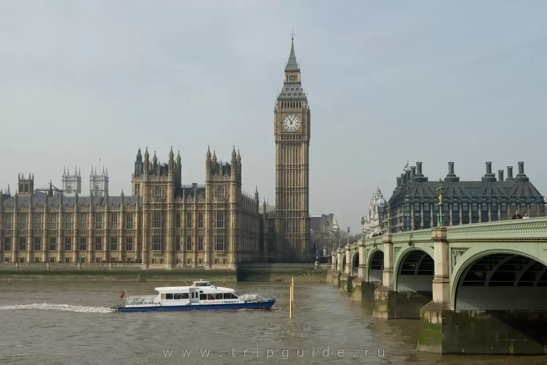 Парламент Великобритании и река Темза