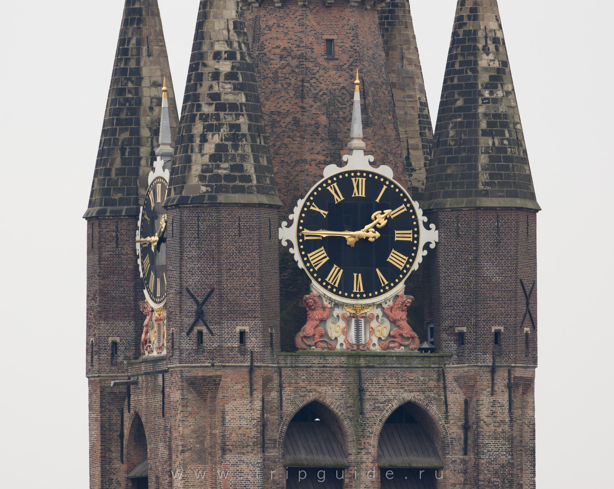 часы на башне