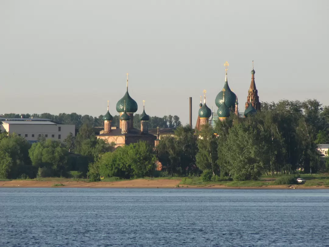 Ярославль, ансамбль в Коровниках Ярославль, ансамбль в Коровниках