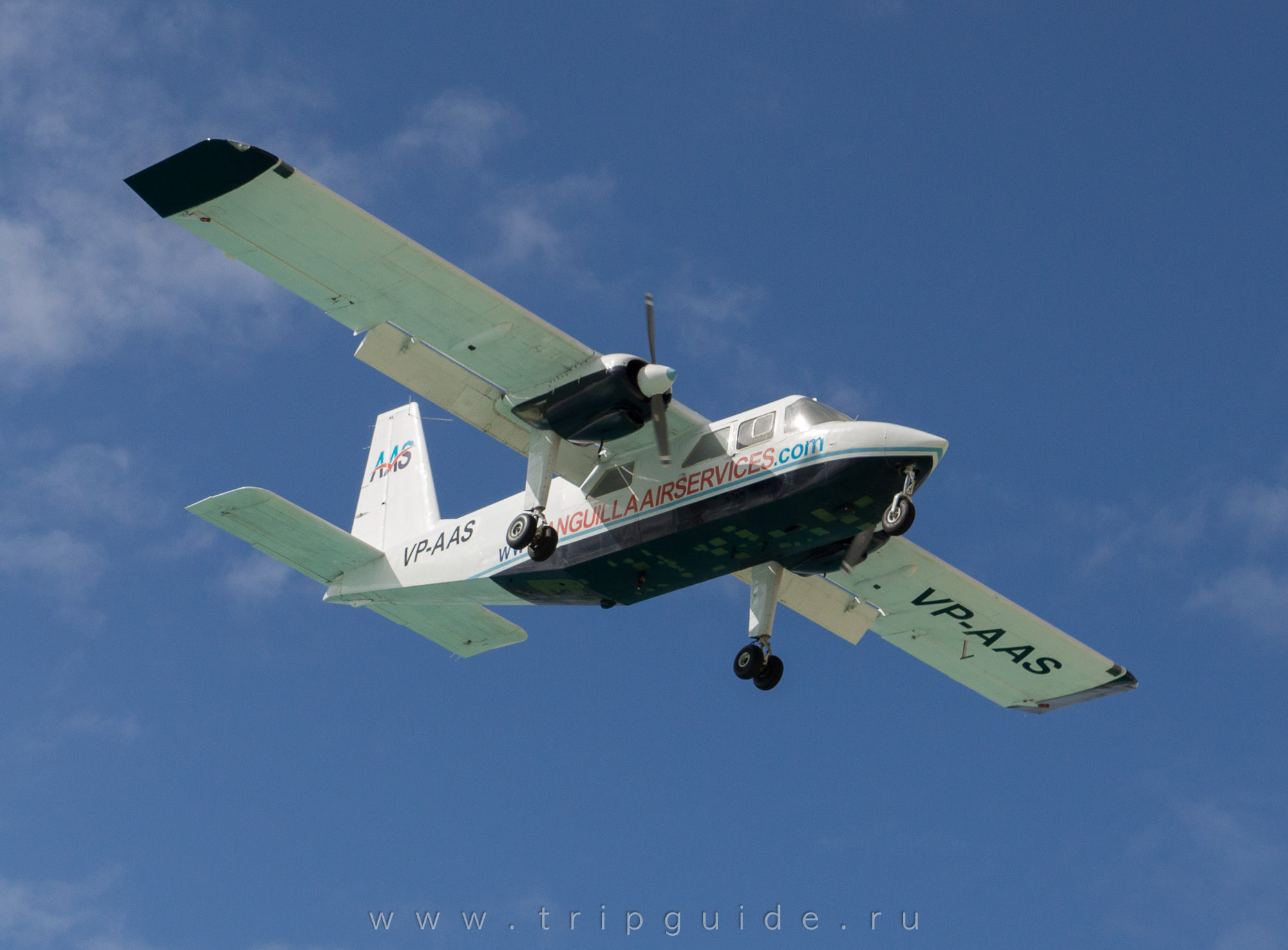 Самолет Britten-Norman BN-2A Islander авиакомпании Anguilla Air Services, бортовой номер VP-AAS