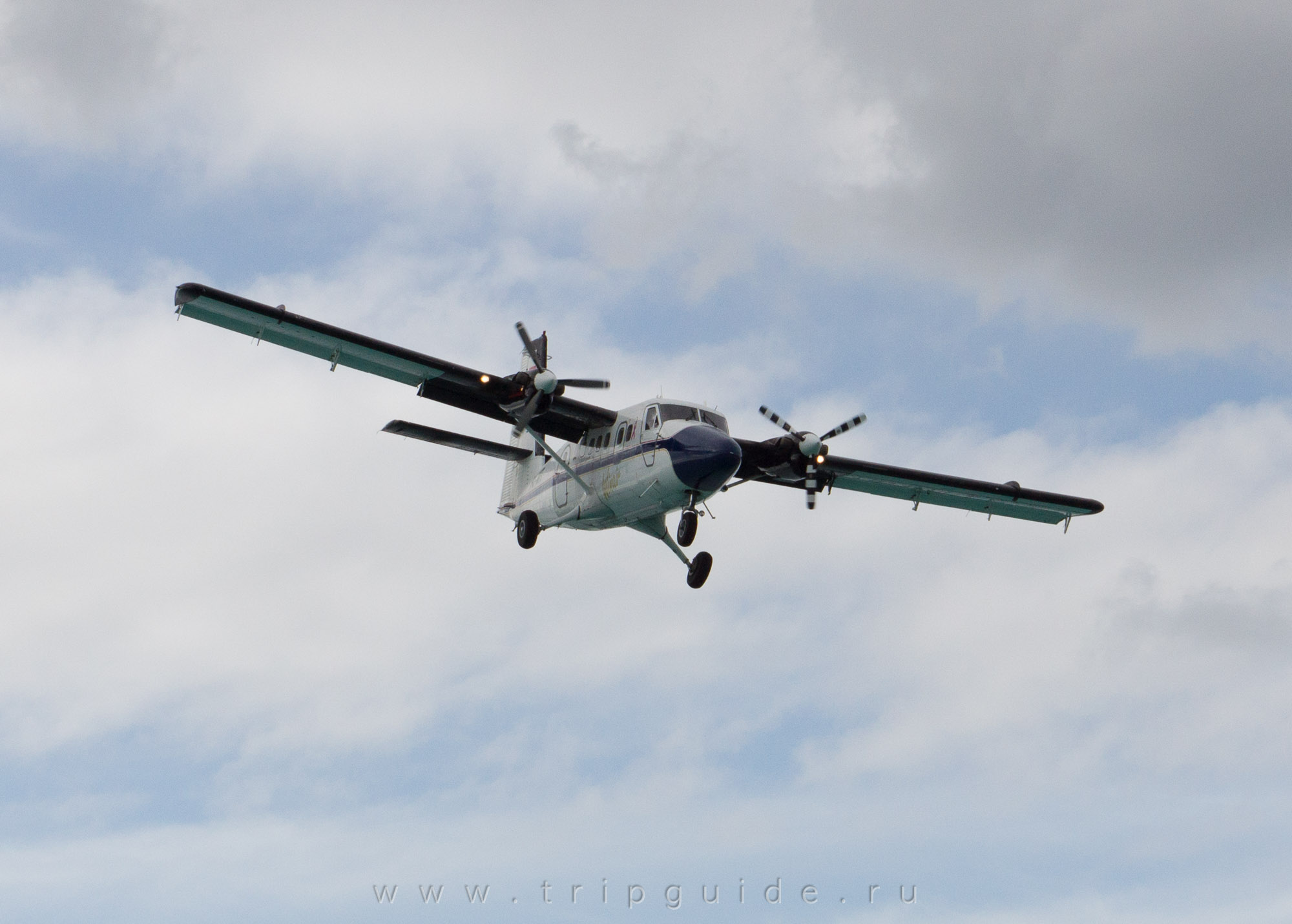 Самолет De Havilland Canada DHC-6-300 Twin Otter авиакомпании WinAir, бортовой номер PJ-WIT