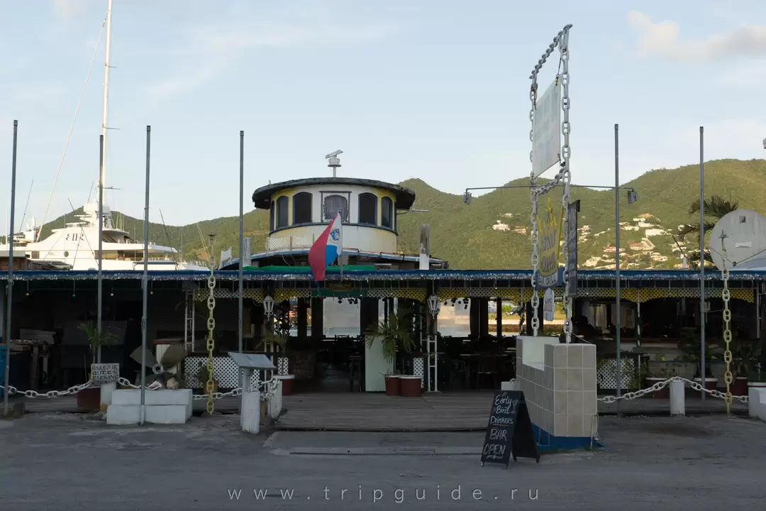 Ресторан «Harbour Queen» (Принцесса порта) в Синт-Мартене Ресторан «Harbour Queen» (Принцесса порта) в Синт-Мартене