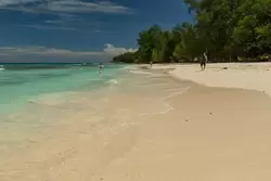 Пляж Анс Север на острове Ла-Диг (Суровый)