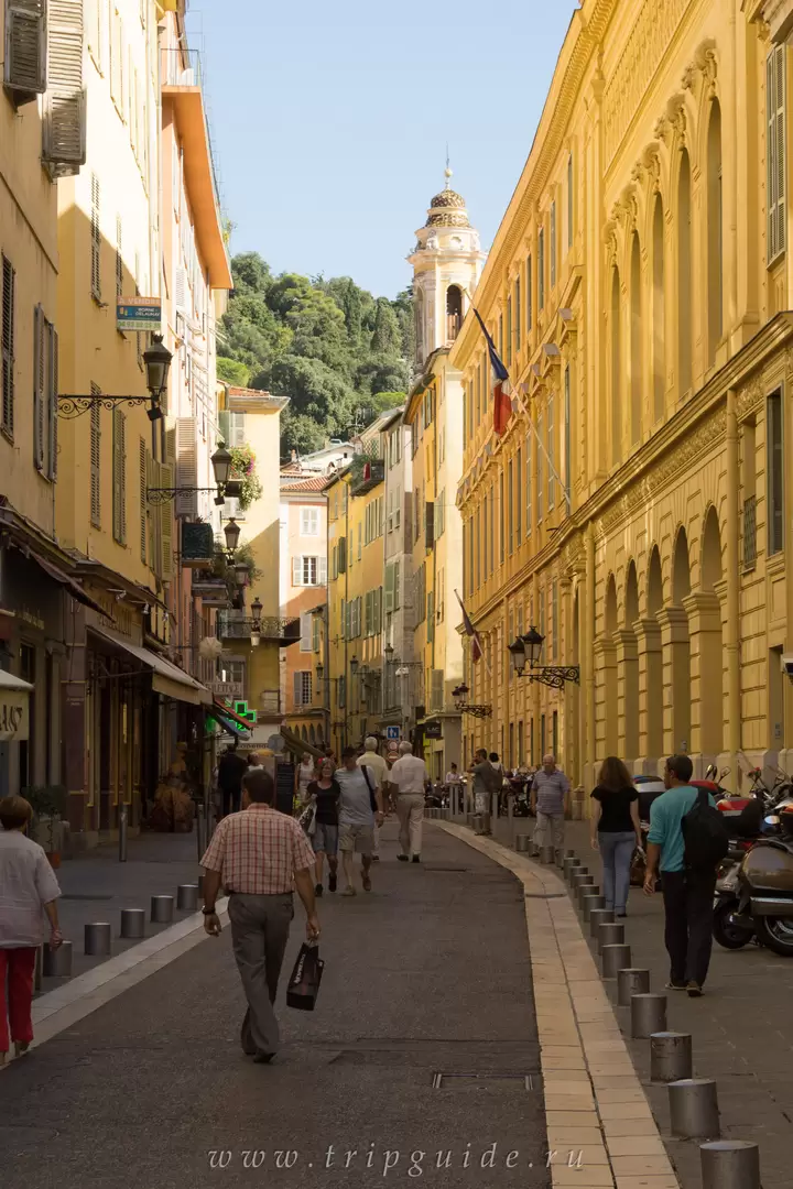 Улица Администрации в Ницце (<span lang=fr>Rue de la Préfecture</span>)