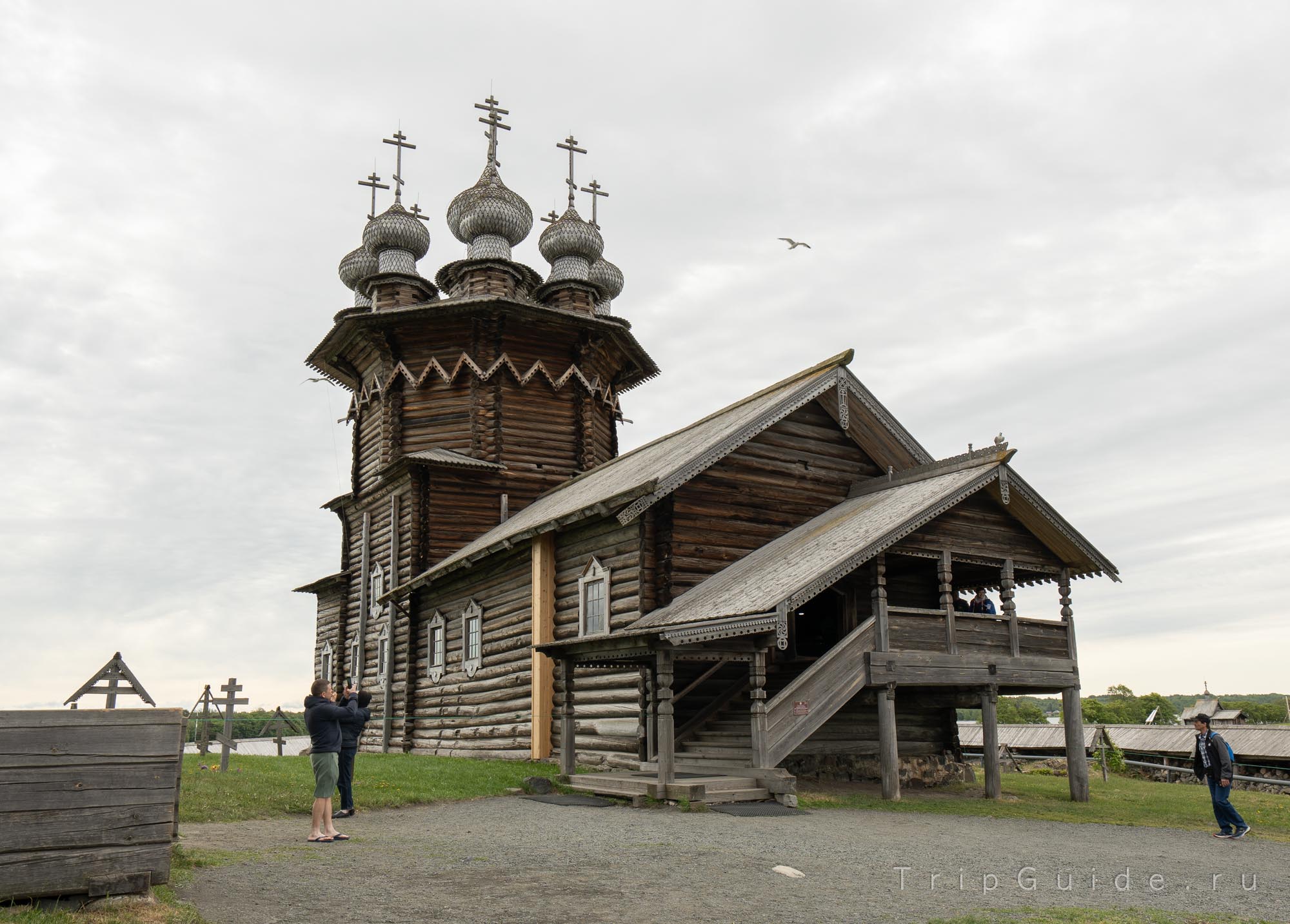 Церковь Покрова Пресвятой Богородицы на Кижском Погосте Церковь Покрова Пресвятой Богородицы на Кижском Погосте