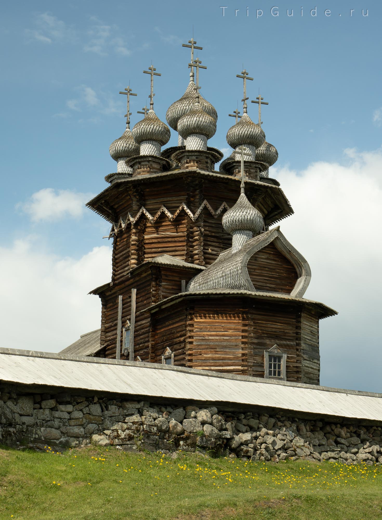 Покровская церковь в музее Кижи Покровская церковь в музее Кижи