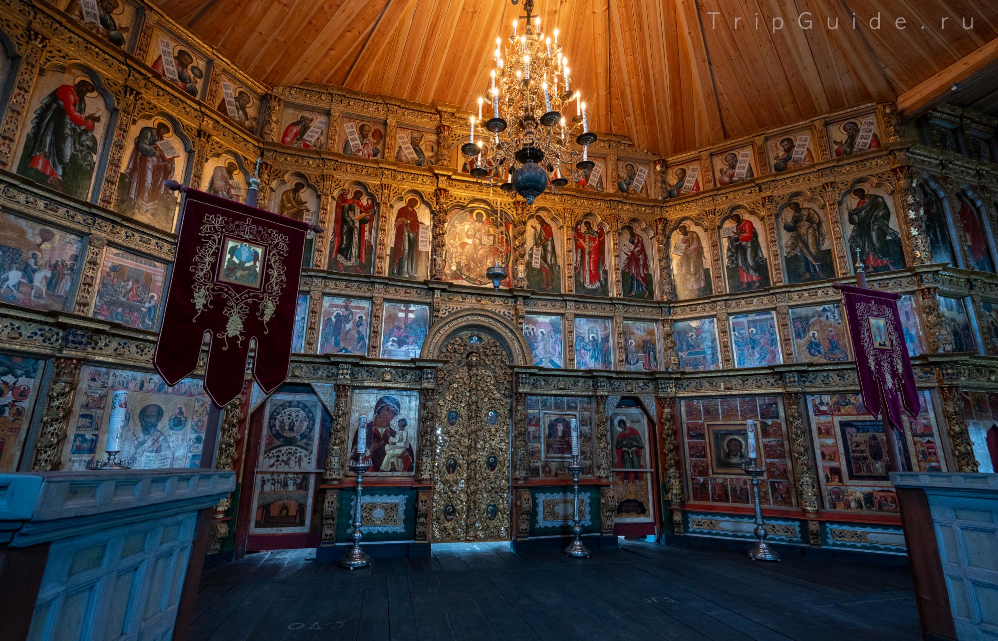 Преображенская церковь на острове Кижи, фото внутри Преображенская церковь на острове Кижи, фото внутри