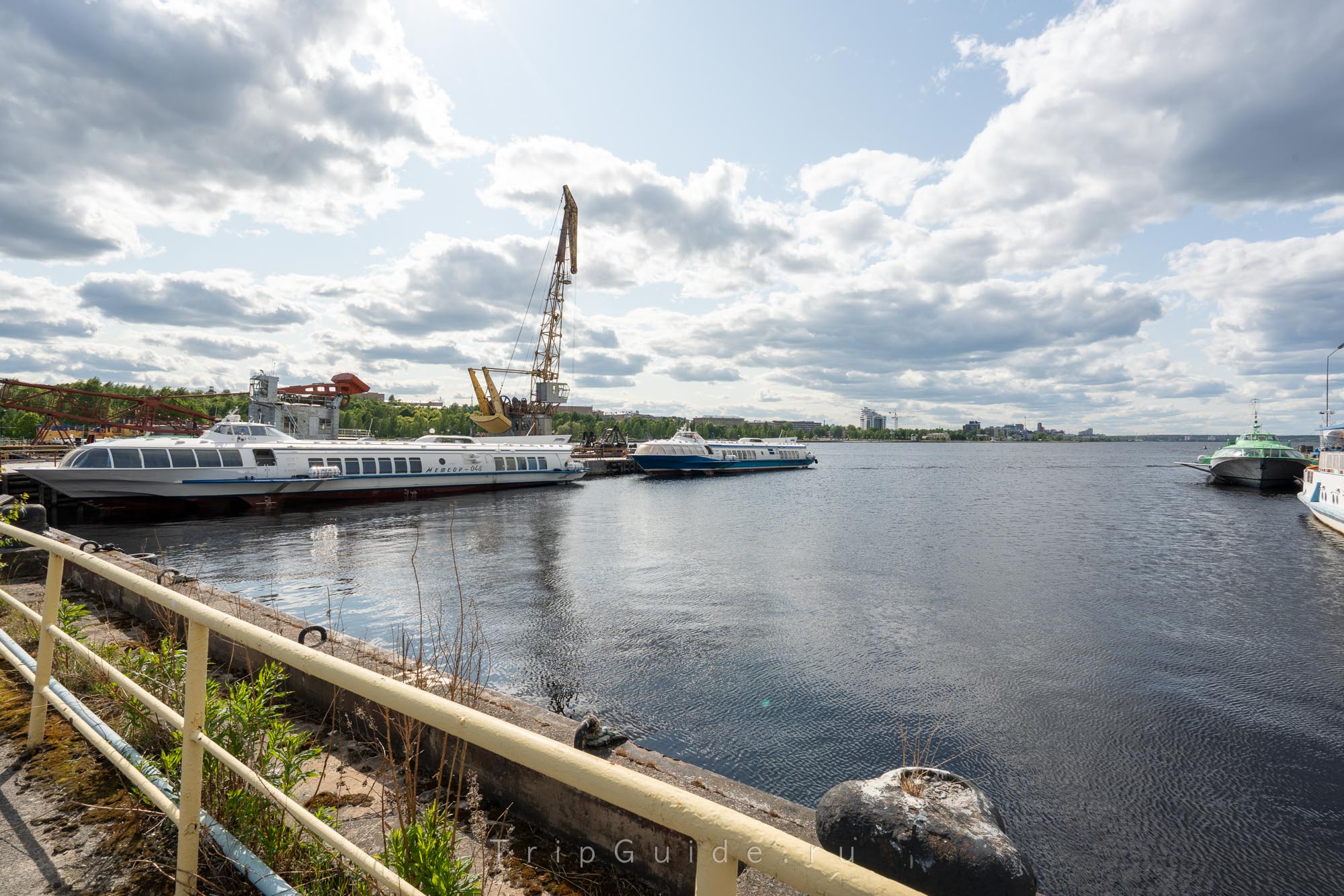 Водный вокзал в Петрозаводске Водный вокзал в Петрозаводске