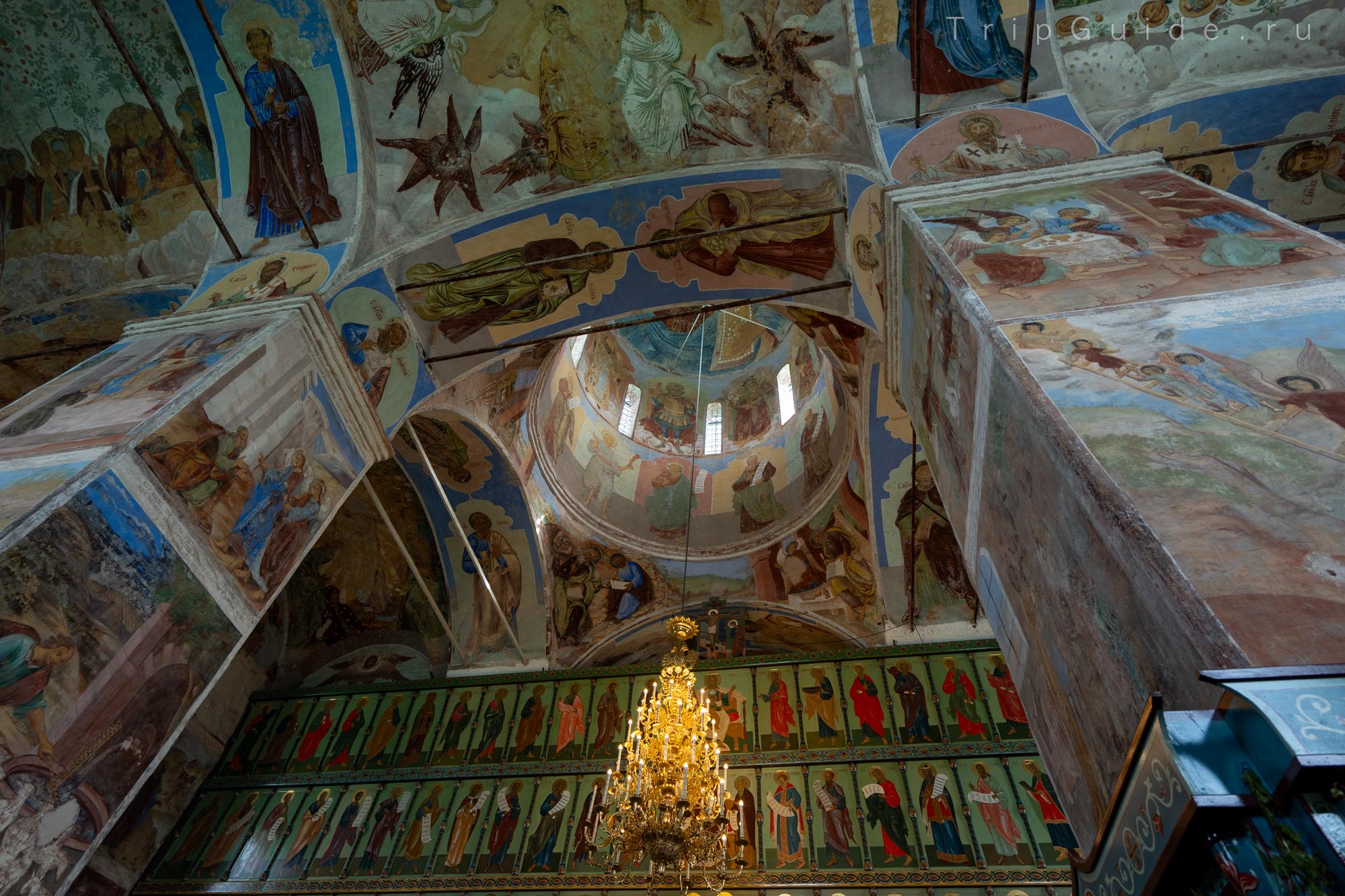 Центральный купол, Троицкий собор Александро-Свирского монастыря Центральный купол, Троицкий собор Александро-Свирского монастыря
