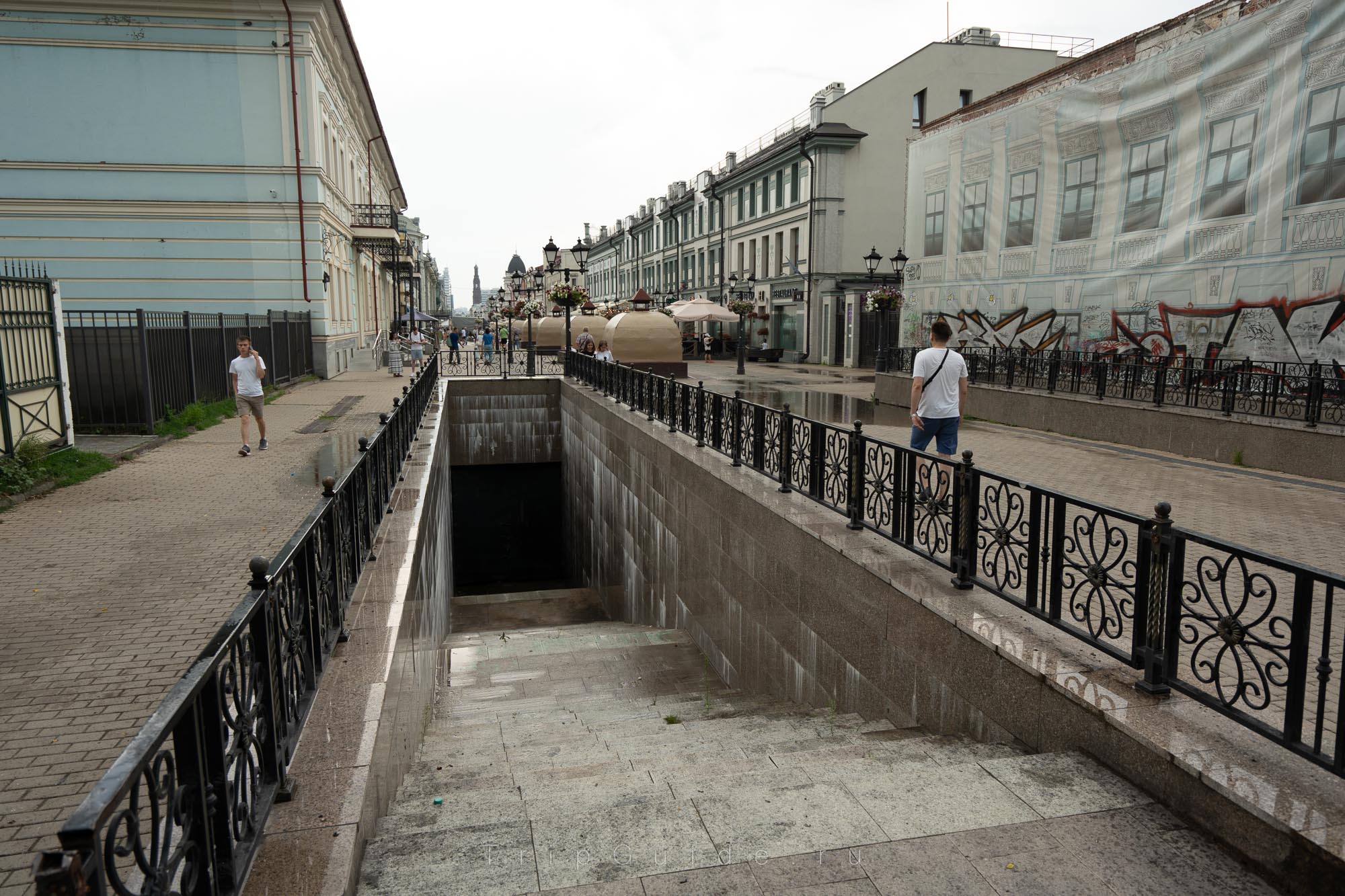 Вход в подземную галерею на улице Баумана