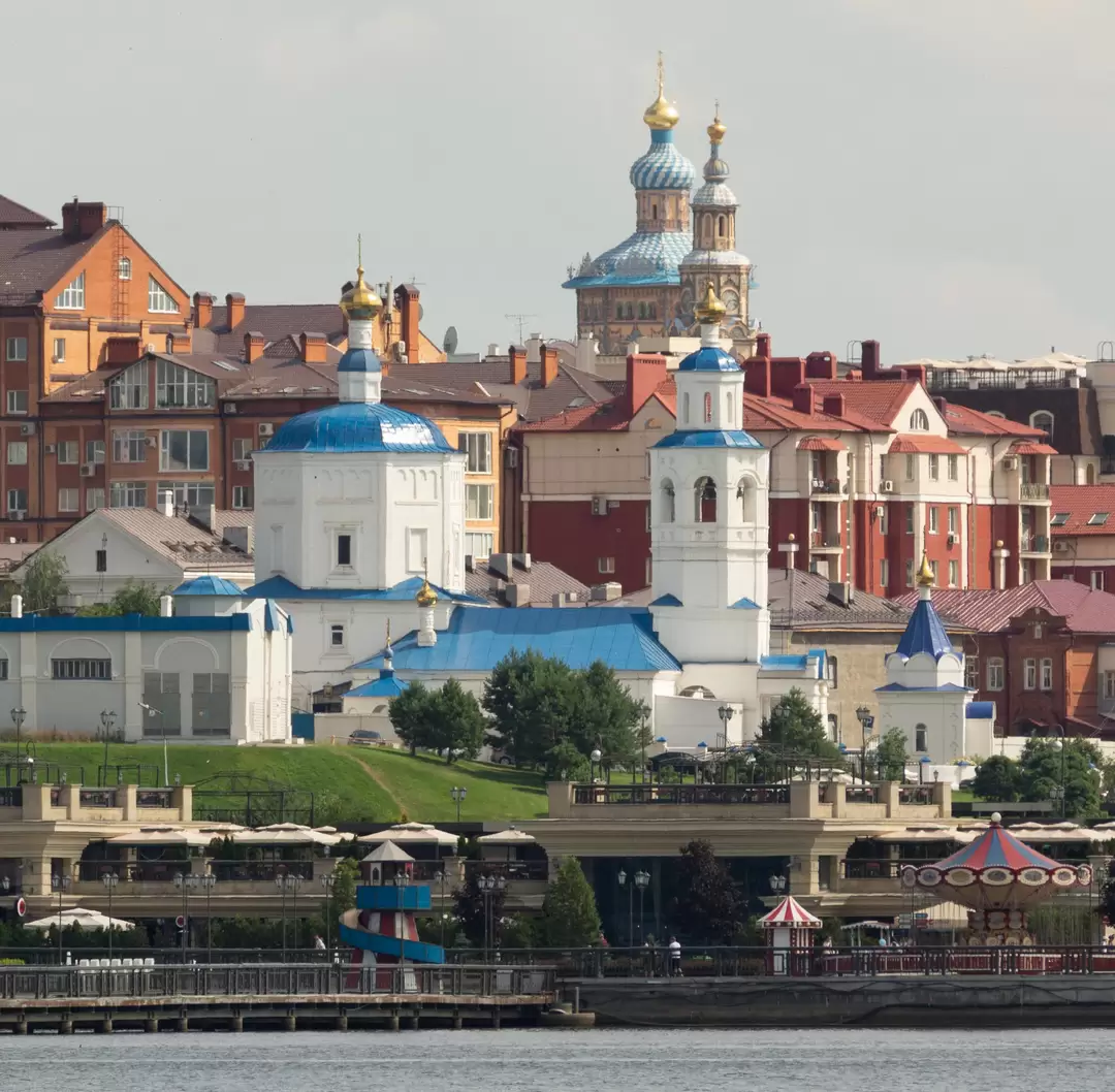 Церковь Параскевы Пятницы, вид с Казанки Церковь Параскевы Пятницы, вид с Казанки