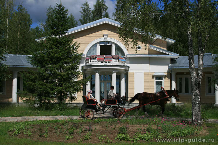 Удивительная деревня Мандроги