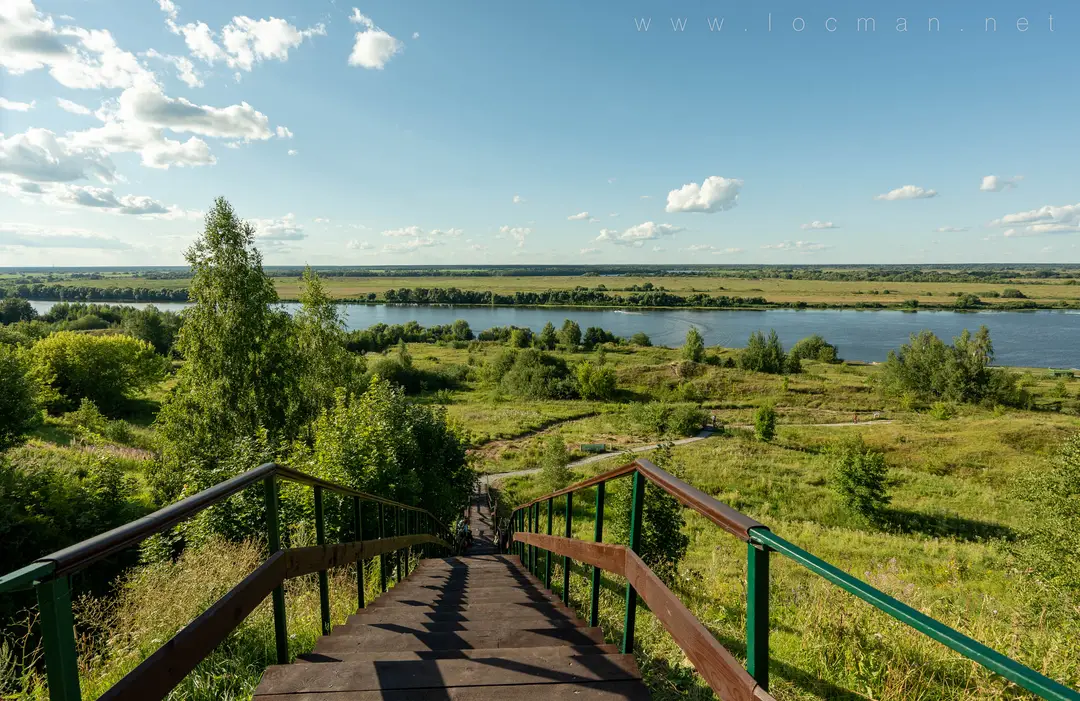 Вид на Оку с высокого берега, село Константиново Вид на Оку с высокого берега, село Константиново