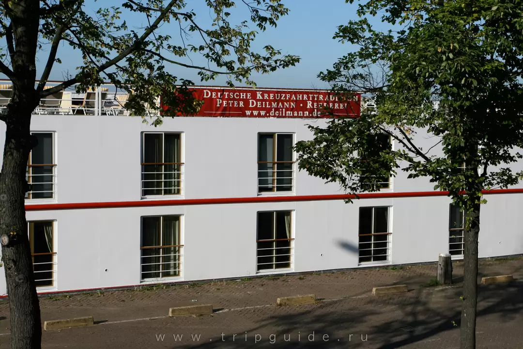 Теплоход «Гейдельберг» (<span lang=nl>Heidelberg</span>)