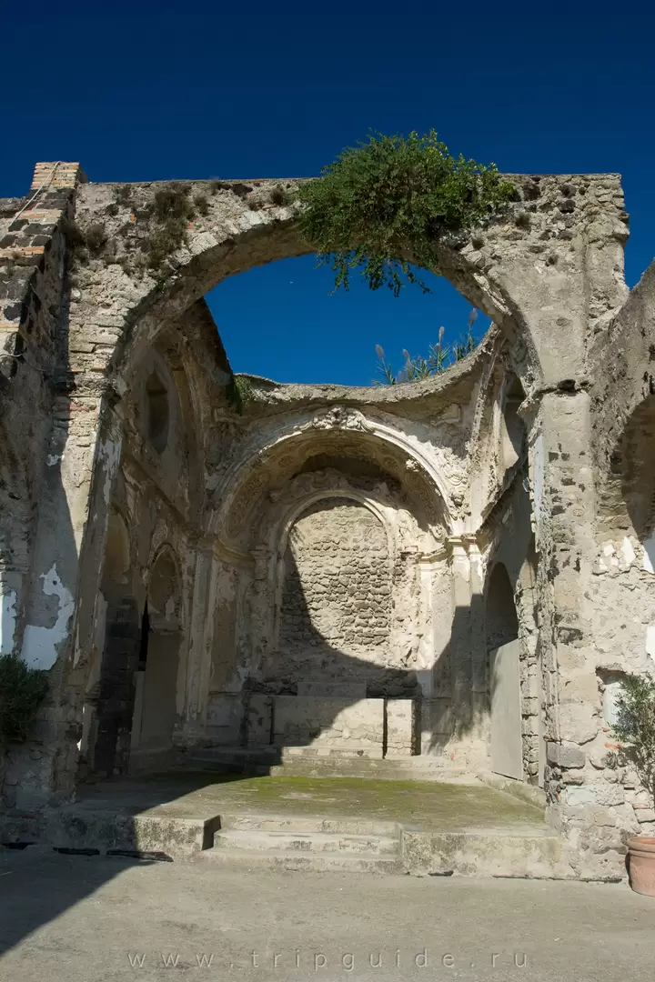 Собор Успения Богоматери (Cattedrale dell`Assunta) Собор Успения Богоматери (Cattedrale dell`Assunta)