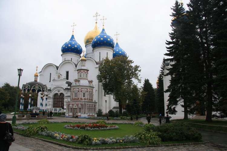 Пушкино сергиев посад. Загорская Церковь. Загорская Церковь фото. Загорская Церковь стена. Загорские церкви показать.