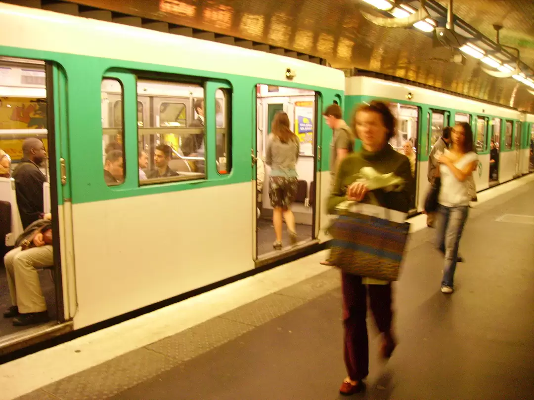 Парижское метро, фото 23 Парижское метро, фото 23