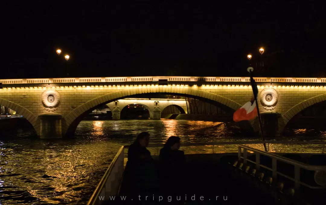 Мост Pont Louis-Philippe и мост Marie Мост Pont Louis-Philippe и мост Marie